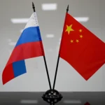 Флаги России и Китая