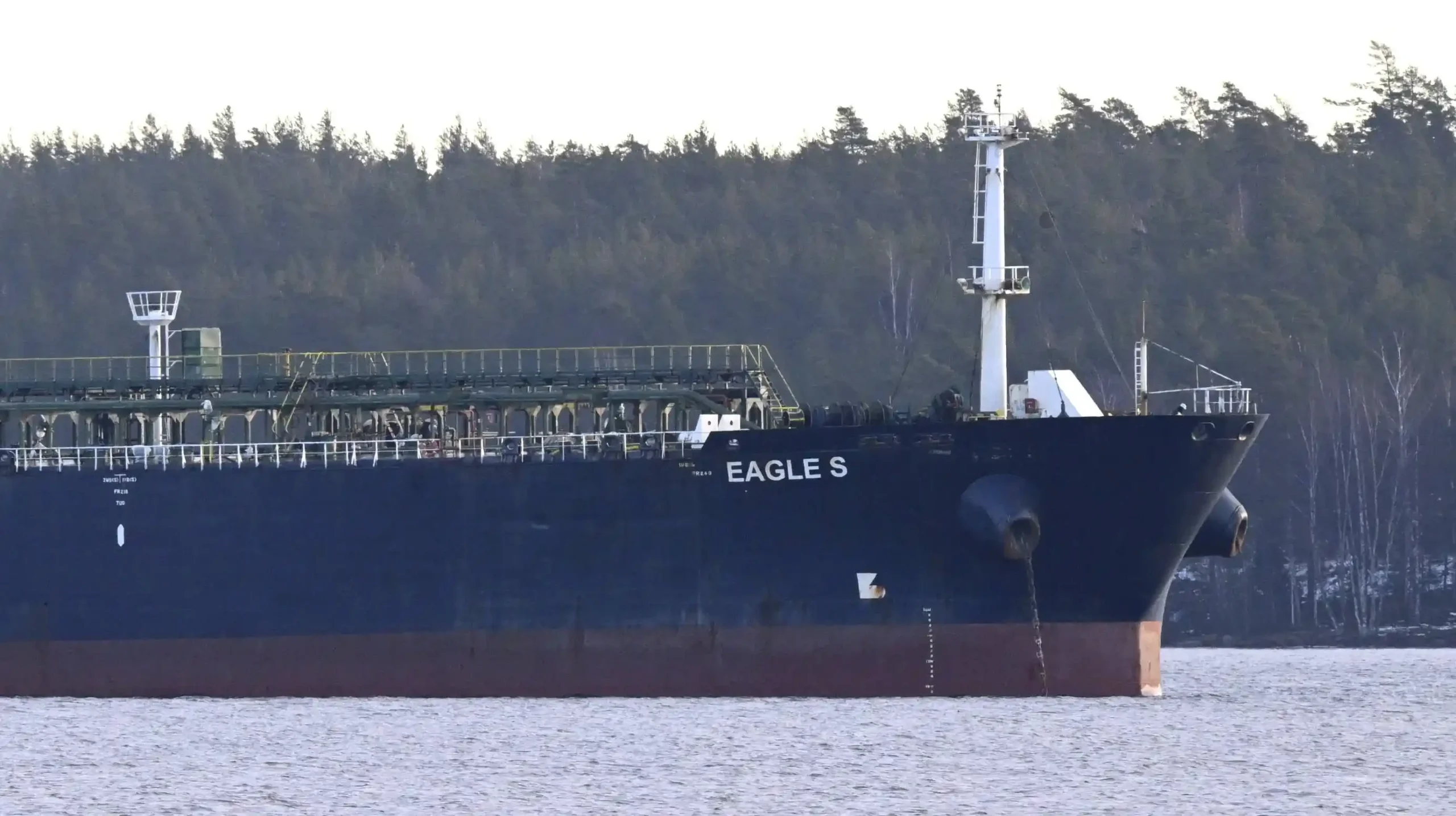 Нефтяной танкер Eagle S