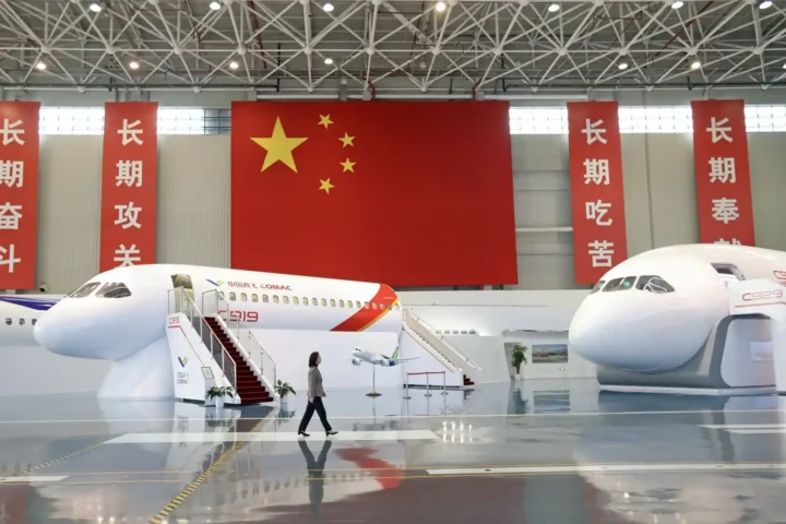 Китайский авиалайнер C919