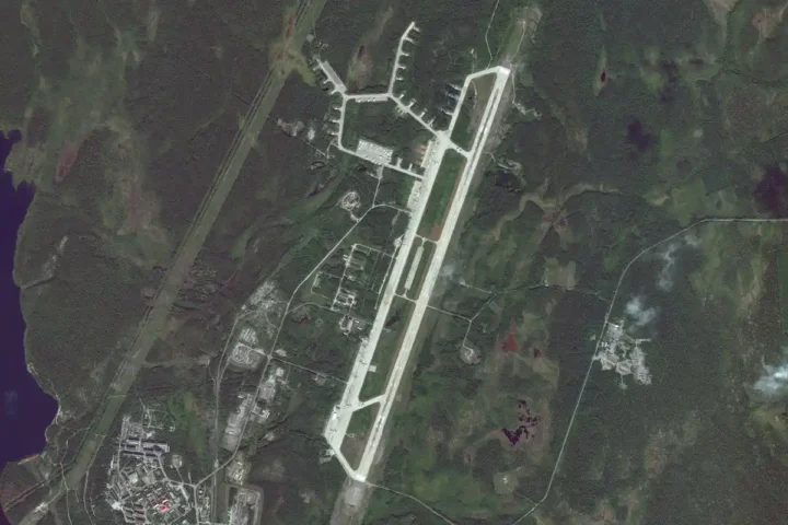 Авиабаза Оленья