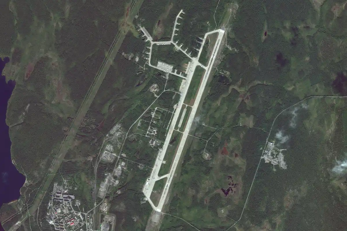 Авиабаза Оленья