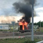 Грузовик горит