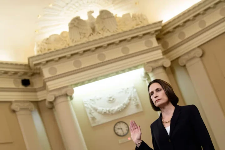 Хилл дает показания