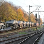 Грузовой поезд с бронетранспортерами