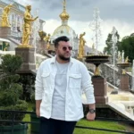 Петергофский-дворец