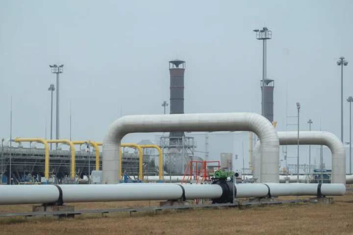 Нефтезавод