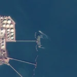 Спутниковый снимок нефтяного танкера