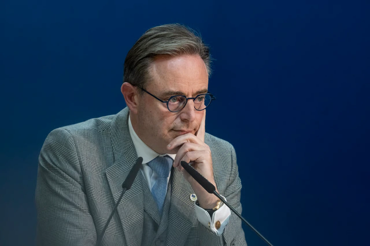 Барт де Вевер