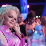 Поп-певица Долина