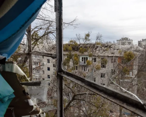 Поврежденные жилые дома