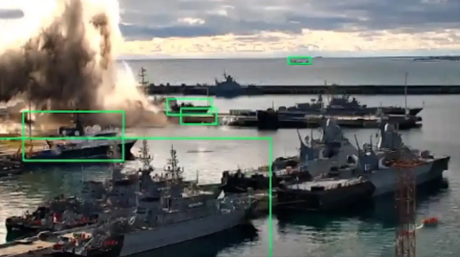 Взрыв в порту Новороссийска