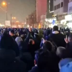 демонстранты