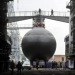 спуск подводной лодки